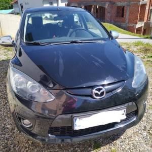 Prodajem Mazdu 2 sport 1.6 CD motor