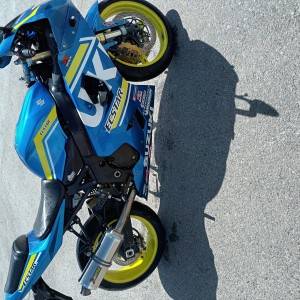 SUZUKI GSXR 600 K5