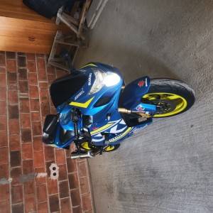 SUZUKI GSXR 600 K5