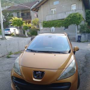 Peugeot 1.4, 2007 god, 2100€