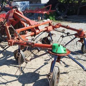Okretac za sijeno Deutz Fahr