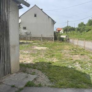 Kuća prizemnica, Sirač