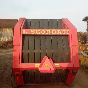 Zetor 6711 sa utovrivačem i balirkom