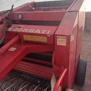 Zetor 6711 sa utovrivačem i balirkom