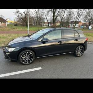 VW GOLF 8 2,0 TDI