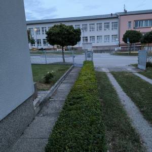 Prodajem kuću katnicu