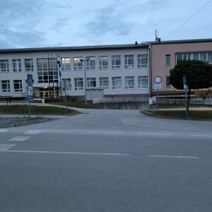 Prodajem kuću katnicu