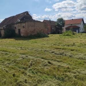 Prodaje se zemljište, Ostrna, Dugo Selo