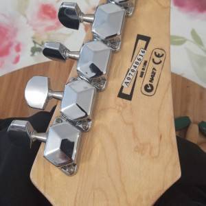Ibanez Gio, za ljevake