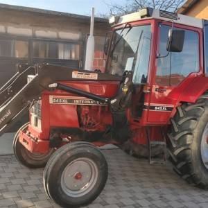 International 845 XL