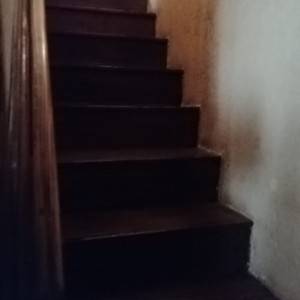 Karojba kuća u nizu