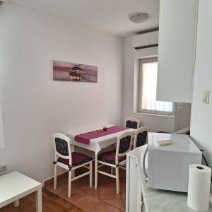 Iznajmljujem stan: Zagreb (Trokut), 30.00 m2