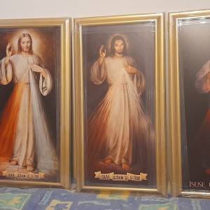 SLKA MILOSRDNOG ISUSA (4 VERZIJE - PO ODABIRU) - PRODAJEM