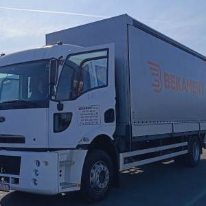 FORD CARGO 1830 HRSC kamion s ceradom i utovarnom rampom