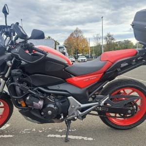 HONDA NC 750 SA, sa dodatnom opremom, povoljno prodajem