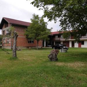 Izuzetan obiteljski prostor u idiličnom okruženju
