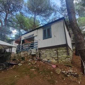 Stambeni kontejner od 27 m² u Banjolama bez opreme prodam