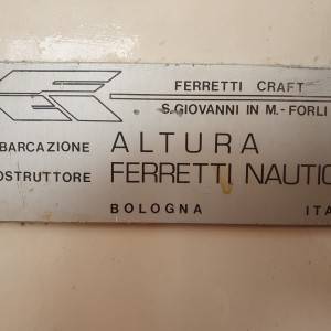Ferretti Altura 33