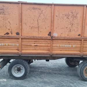 Kiper prikolica 8t