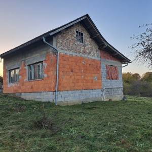 Kuća u prirodi i u blizini Mrežnice