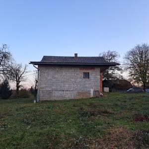 Kuća u prirodi i u blizini Mrežnice