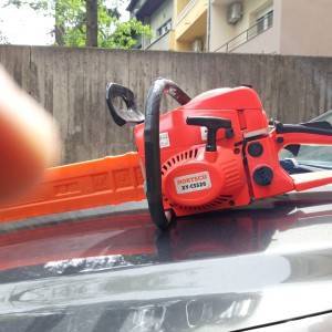 Motorna pila Hortech