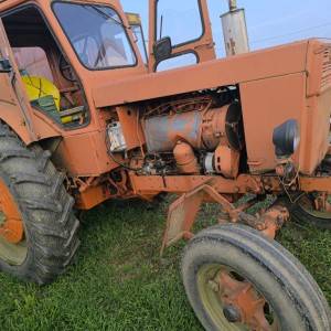 Prodajem dva T40