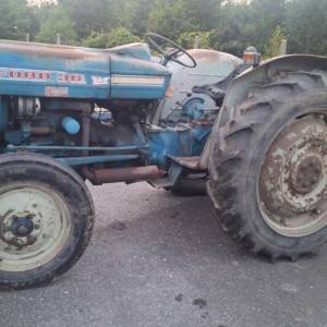 Ford 3055