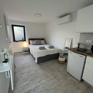 Na prodaju kamena kuca u Medulinu-Istra