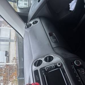 Wv tiguan 2.0 TDI sport (reg: 23.12.2024)