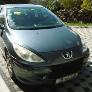 Peugeot 307 ( za dijelove )