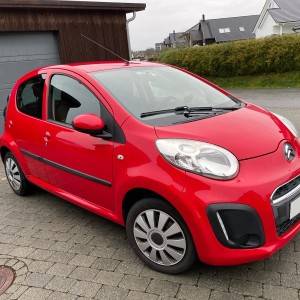 Citroen C1 1.0-68 malo valjano