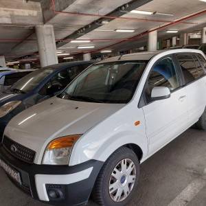 Ford Fusion0