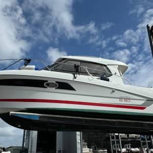 Beneteau Antares 8