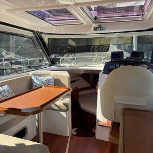 Beneteau Antares 8
