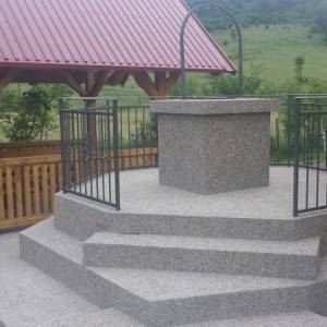 Prodaja kompletno adaptirane kuće u Mrkoplju - pogodna za bavljenje turizmom