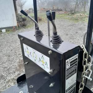 TRAKTORSKI BAGER BH 7600