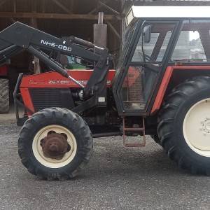 Traktor Zetor 10145 sa prednjim utovarivačem