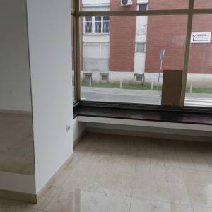 Prodaja poslovnog prostora 80m2