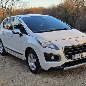 Peugeot 3008 Hybrid4 2,0 HDi automatik