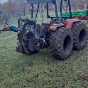 Prodajem traktor Valpadana 7070