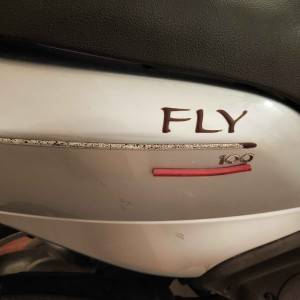 Prodajem Skuter Piaggio Fly 100 1.100 Eura