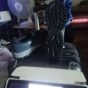 NOVE NIKAD NOŠENE LAGANE OUTDOOR SPORTSKE TENISICE br. 47 prodajem