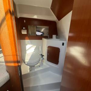 Beneteau Antares 8