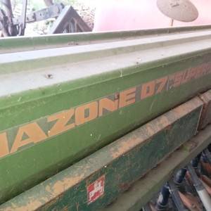 Prodajem Rotodrljacu i Amazone sijacicu 3m
