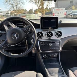 Mercedes-Benz GLA 200 d Sport Utility