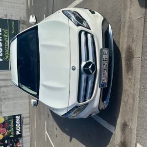 Mercedes-Benz GLA 200 d Sport Utility