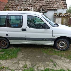 Prodajem Citroën Berlingo 1.4 2000.god.