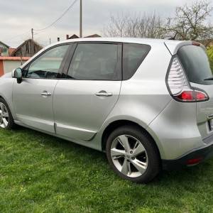 Prodajem Renault scenic 1,5 dci