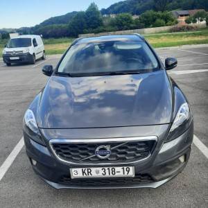 VILVO V40 CROSS CANTRY 1.6 D 116 ks registriran